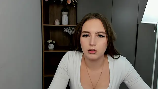 KarriDunman online show from 03-24-26, 08:19