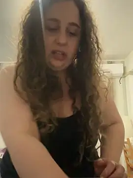 CurlyMaddie online show from 07-22-26, 06:43
