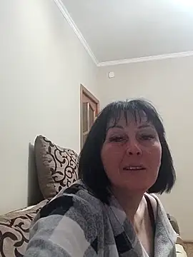 HelgaDennis online show from 04-07-26, 07:25
