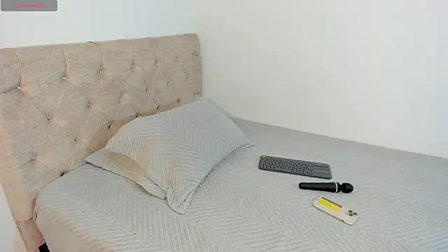 Sofi Martinez1 online show from 04-16-26, 05:41