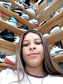 alanna6950 online show from 05-01-26, 04:33