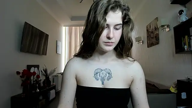 OhMyAlice online show from 04-19-26, 10:47