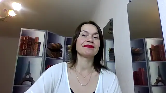 Selena Moo online show from 05-01-26, 09:47