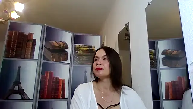 Selena Moo online show from 05-06-26, 08:19