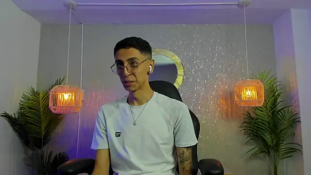 Gio carangi online show from 04-21-26, 02:51