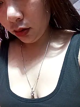 Hena   online show from 03-24-26, 01:38