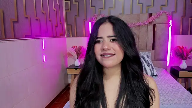 nesli hann online show from 04-20-26, 08:32