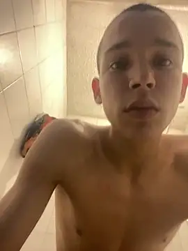 Axel fox 08 online show from 03-21-26, 08:34