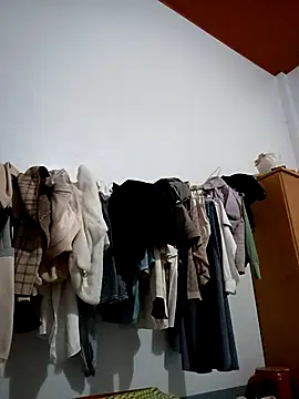 Snapshot of Cute-flowers chatting on 03-22-26, 01:36 Cute-flowers online show from 03-22-26, 01:36