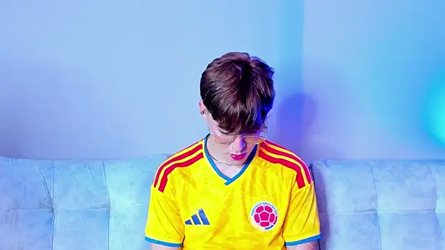 Tom Parker  online show from 07-08-26, 12:26