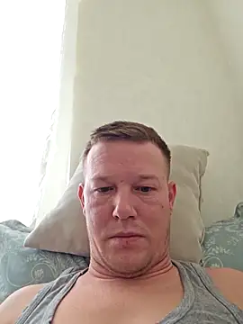 Garfieldd12 online show from 03-21-26, 04:39