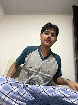Snapshot of juanma759 chatting on 04-22-26, 04:26 juanma759 online show from 04-22-26, 04:26