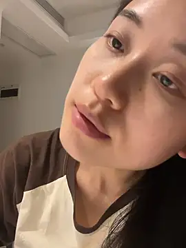 Snapshot of A-Kristen chatting on 04-30-26, 03:07 A-Kristen online show from 04-30-26, 03:07