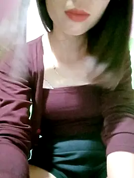 AmyLinee01 online show from 04-09-26, 06:19