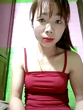 AmyLinee01 online show from 04-15-26, 05:25
