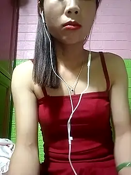 AmyLinee01 online show from 04-24-26, 05:21