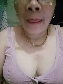 Snapshot of Funsexy1 chatting on 05-14-26, 10:00 Funsexy1 online show from 05-14-26, 10:00
