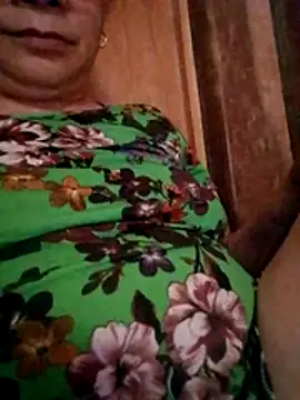 Snapshot of Funsexy1 chatting on 06-18-26, 09:25 Funsexy1 online show from 06-18-26, 09:25