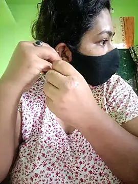 Snapshot of Papte- chatting on 04-16-26, 12:44 Papte- online show from 04-16-26, 12:44