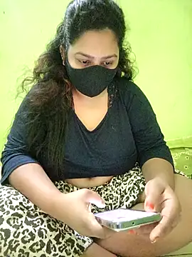 Snapshot of Papte- chatting on 04-19-26, 08:57 Papte- online show from 04-19-26, 08:57