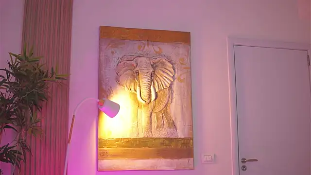 LatinaMorene online show from 07-11-26, 07:27