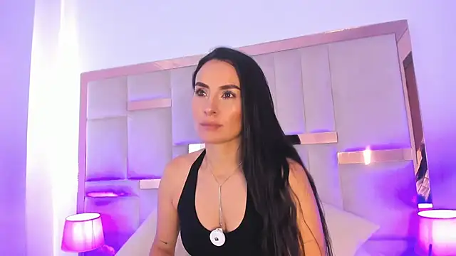 velvetlunaa  online show from 05-26-26, 01:18