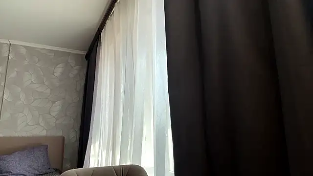 Emely Cute online show from 03-22-26, 09:34