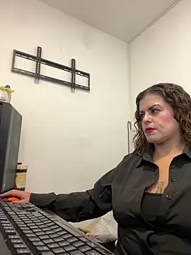MiaHotboobs online show from 04-21-26, 09:50