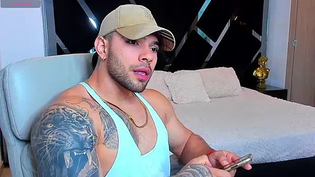 Raytorres online show from 07-22-26, 03:26