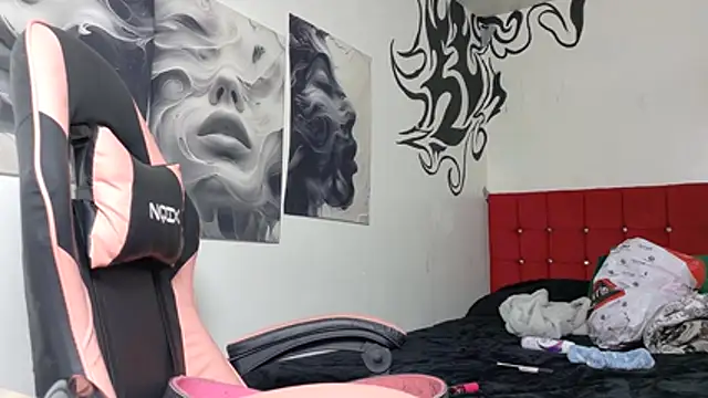 Nubeseliminadas online show from 07-15-26, 03:23