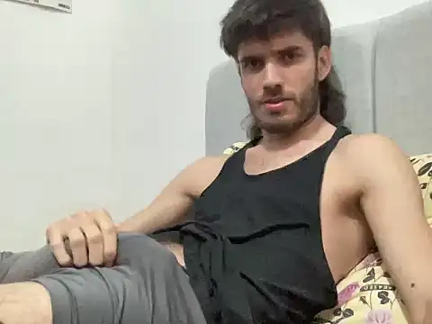 Snapshot of PygmaBoy chatting on 04-12-26, 08:14 PygmaBoy online show from 04-12-26, 08:14