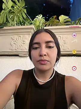 HaileyBiieber online show from 04-23-26, 11:29