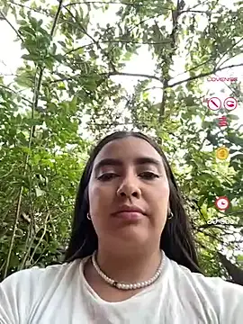 HaileyBiieber online show from 04-28-26, 10:37