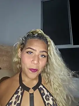 Nayaraluz online show from 03-24-26, 02:27