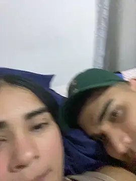 Snapshot of Valerials chatting on 03-30-26, 12:22 Valerials online show from 03-30-26, 12:22