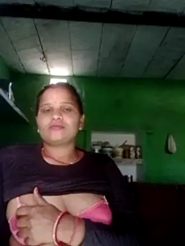 Shivani09900 online show from 06-27-26, 10:09