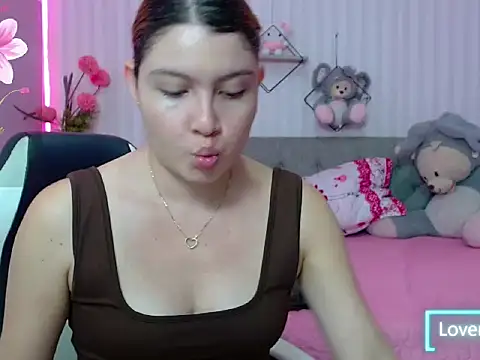 honey-blossom online show from 04-21-26, 04:23