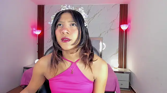 Snapshot of EsperanzaMora chatting on 05-22-26, 12:11 EsperanzaMora online show from 05-22-26, 12:11
