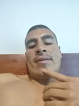 EdwiinR online show from 03-23-26, 04:22