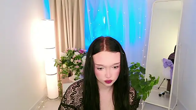 Snapshot of Flora_Ray chatting on 04-06-26, 02:07 Flora Ray online show from 04-06-26, 02:07