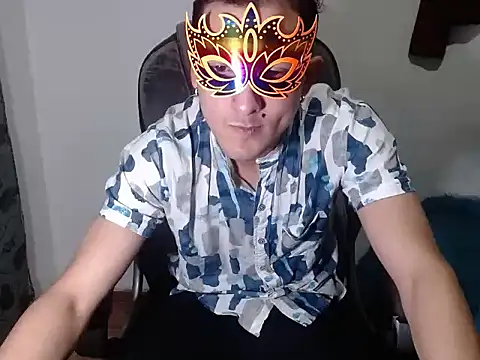 SexyboyHot2000 online show from 04-10-26, 02:06