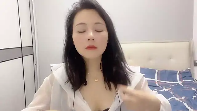 Snapshot of xinbao- chatting on 04-14-26, 03:29 xinbao- online show from 04-14-26, 03:29