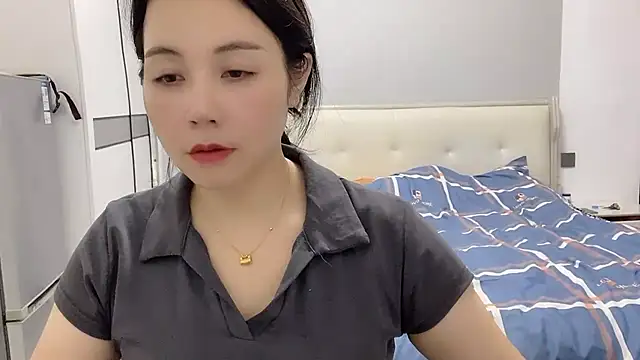 Snapshot of xinbao- chatting on 05-14-26, 12:12 xinbao- online show from 05-14-26, 12:12