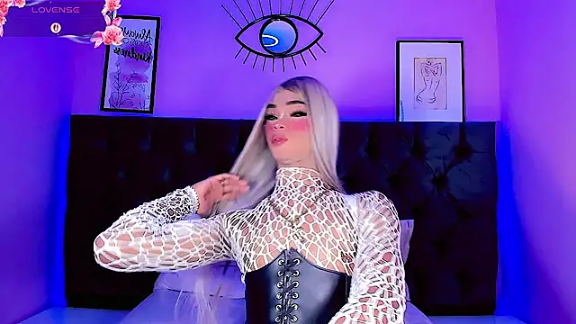 Kornylovee online show from 07-09-26, 09:41