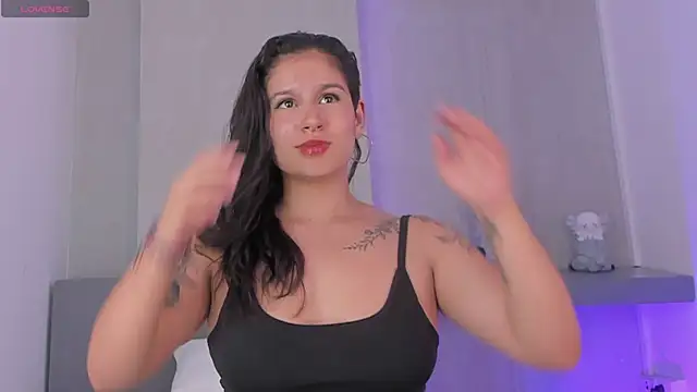 aurarosse  online show from 03-25-26, 12:22