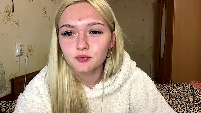 Sophia Blonde online show from 04-29-26, 04:44