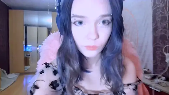 baby onface online show from 05-20-26, 03:40