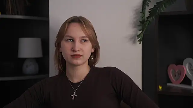 Snapshot of TerrellMidy chatting on 03-26-26, 05:35 TerrellMidy online show from 03-26-26, 05:35