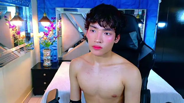 IsaacNovaa online show from 03-28-26, 07:13