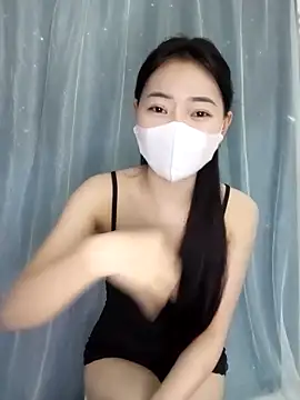 Snapshot of Xiangchuu chatting on 04-03-26, 02:26 Xiangchuu online show from 04-03-26, 02:26
